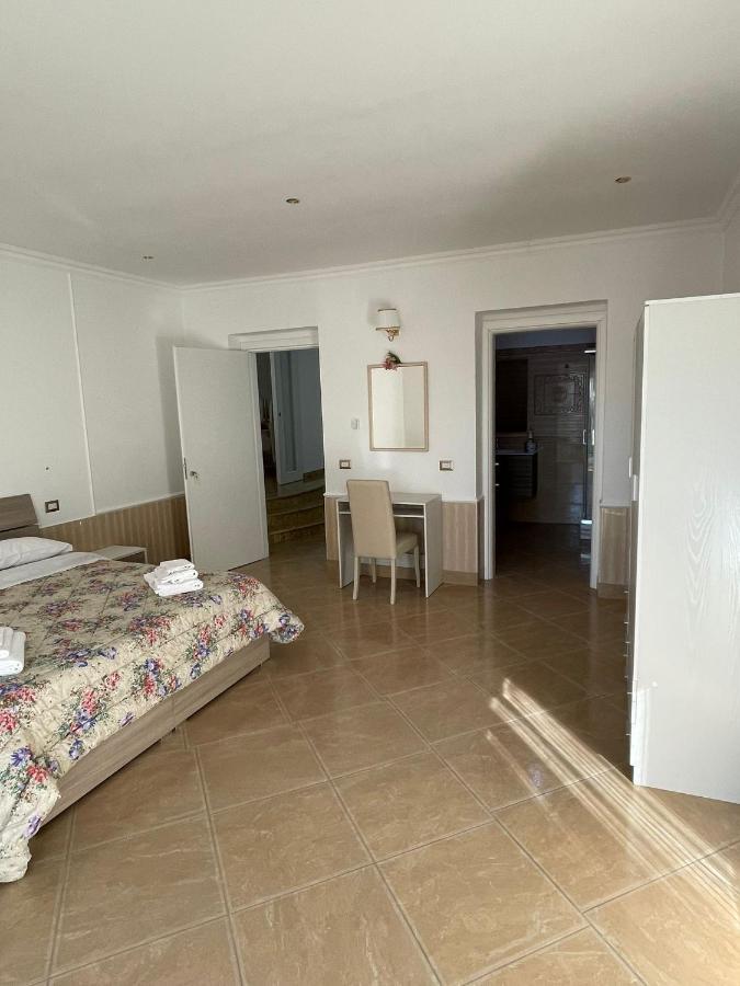 Corte Vena Bed & Breakfast Bianco Exterior foto